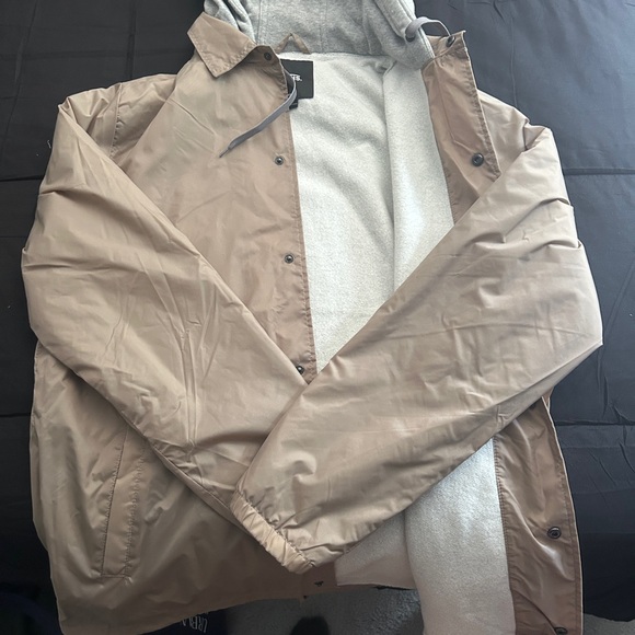 Beige Spring/Fall Jacket -Men’s - Picture 3 of 4